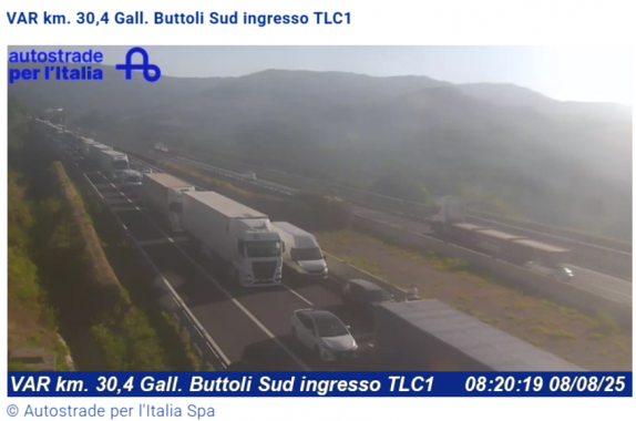 La coda lungo l'autostrada A1